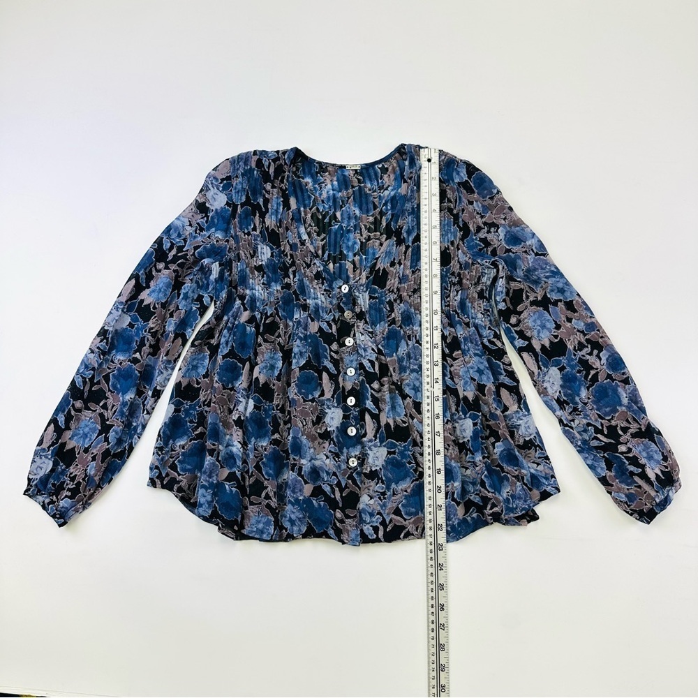 Chan Luu blue floral blouse XS long sleeve pintuck V-neck long sleeve Boho - Picture 6 of 13